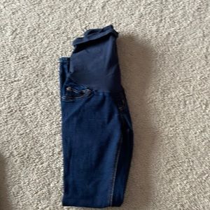 maternity skinny jeans size small